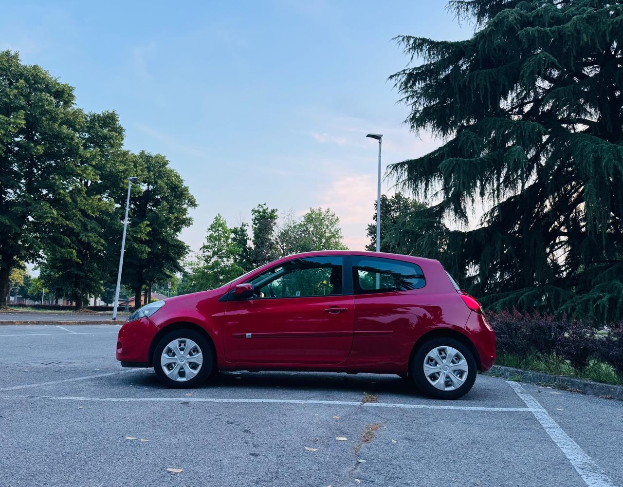 Renault Clio 1.2 16V 3 porte Dynamique