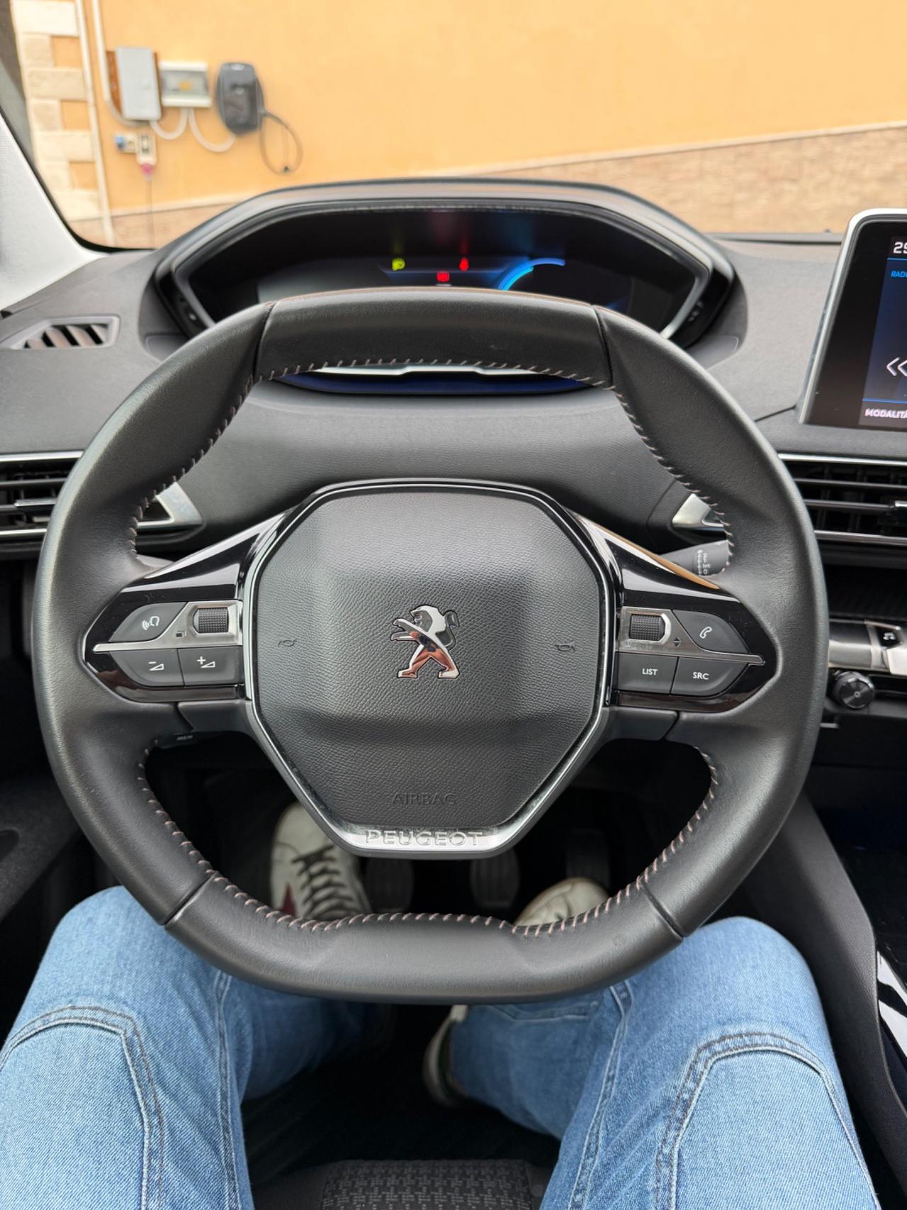 Peugeot 3008 1.5 BlueHDi 130 S&S Active Pack 2022