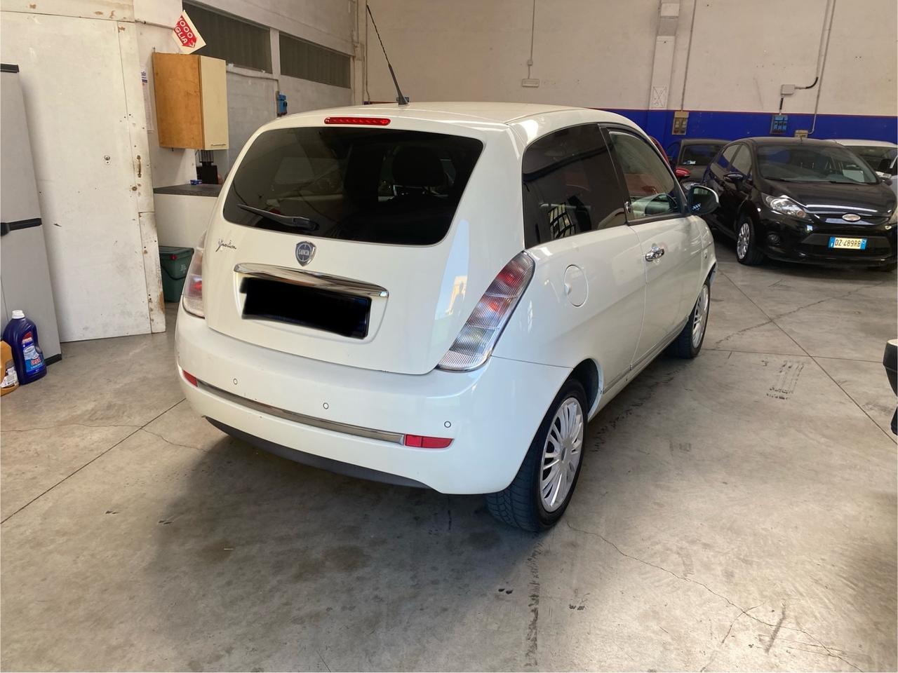 Lancia Ypsilon 1.4 Diva Ecochic GPL