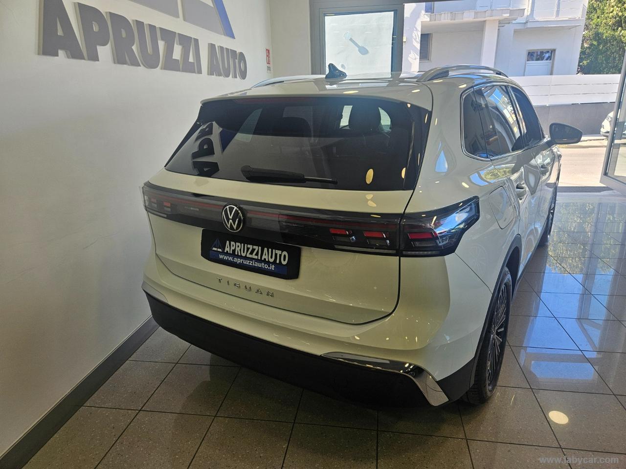 VOLKSWAGEN Tiguan 2.0 TDI 150 CV DSG Elegance