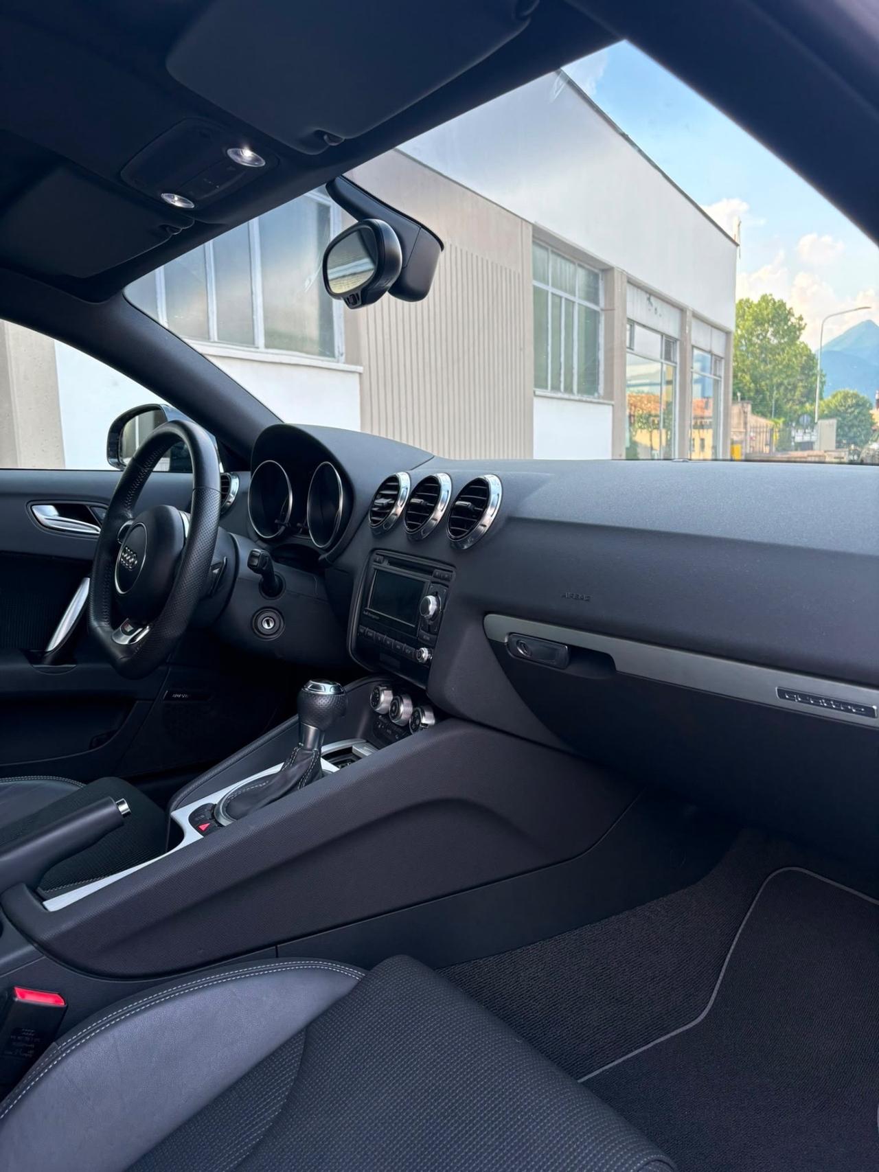 Audi TT Coupé 2.0 TFSI quattro S tronic line