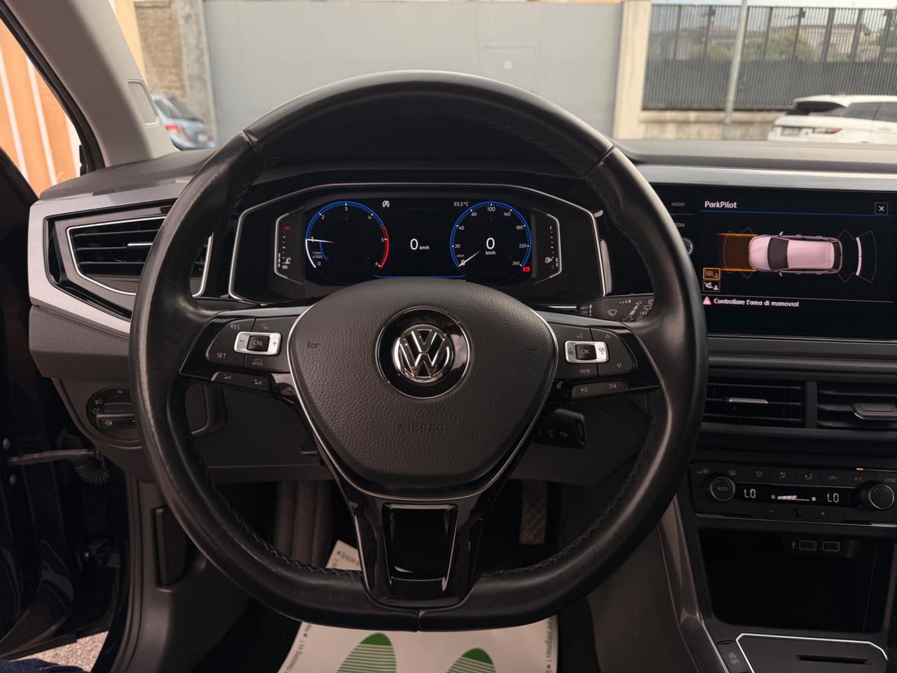 Volkswagen Polo 1.6 TDI 95cv R-LINE FULL LED MATRIX