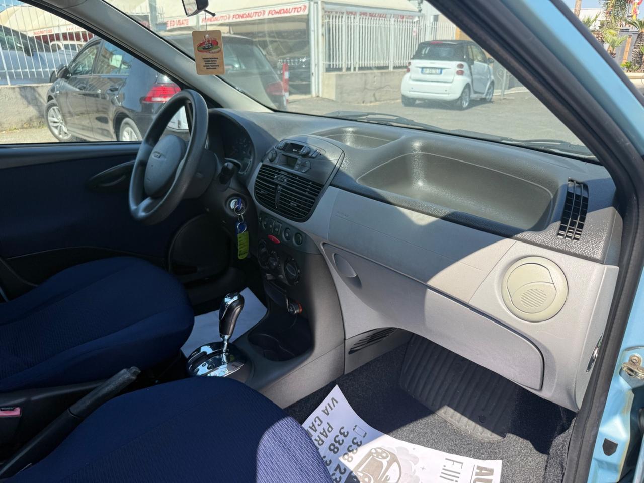 Fiat Punto 1.2i 16V Cambio Automatico