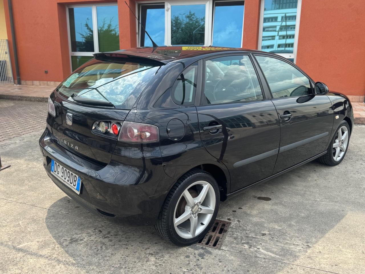 Seat Ibiza 1.4 16V 5p. aut. Stylance