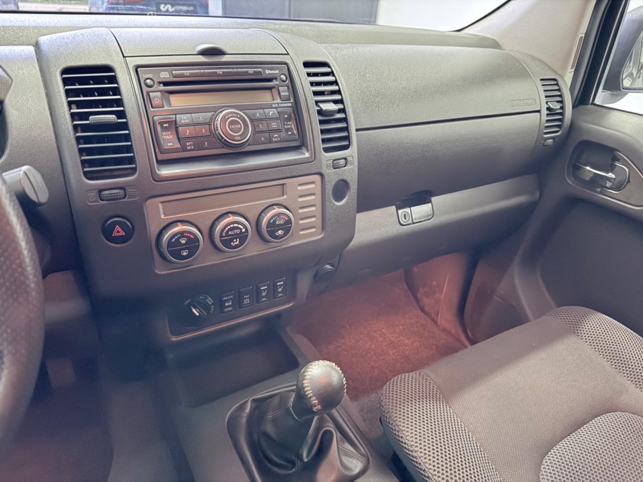 Nissan Navara 2.5 dCi 171CV 4 porte Double Cab LE