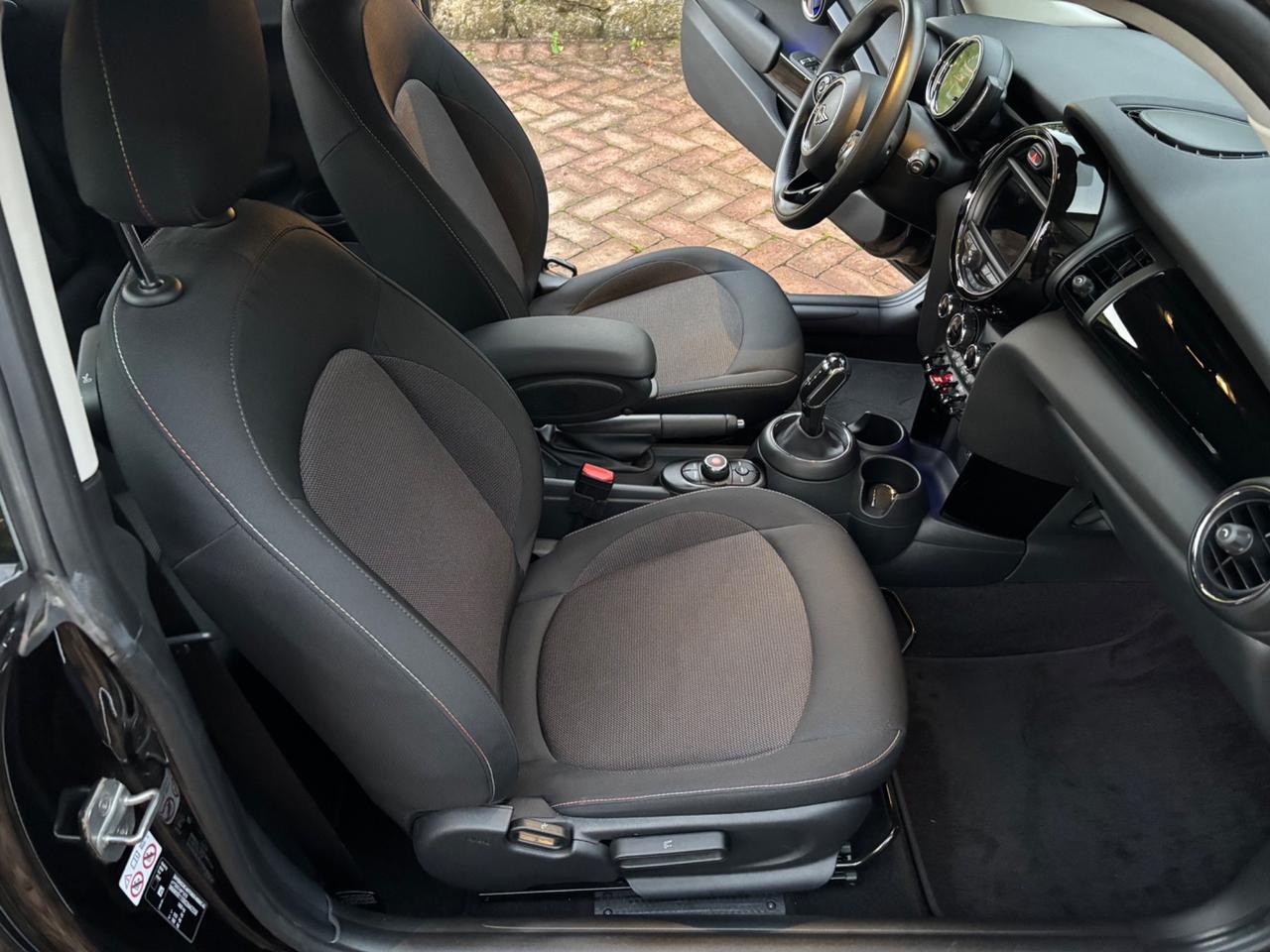 Mini 1.5 One 102 CV cambio AUTOMATICO