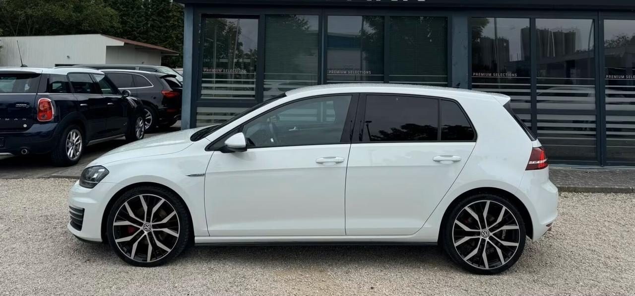 Volkswagen Golf 7 GTD 2.0 TDI 184cv S&S