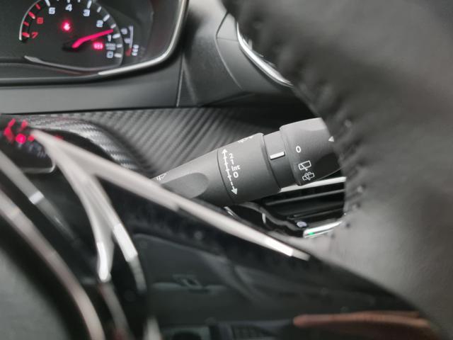 PEUGEOT 208 PureTech Stop&Start 5 porte Style