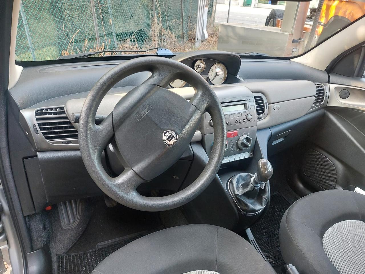 Lancia Ypsilon 1.2 16V UNICO PROPRIETARIO OK NEOPATENTATI
