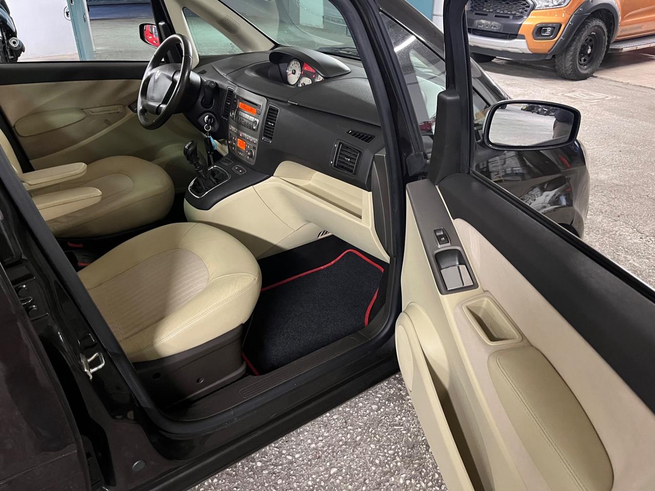 Lancia MUSA 1.4 16V Platino