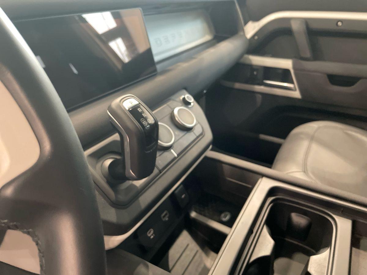 LAND ROVER Defender VII 2020 110 - Defender 110 3.0d i6 mhev SE awd 250cv auto