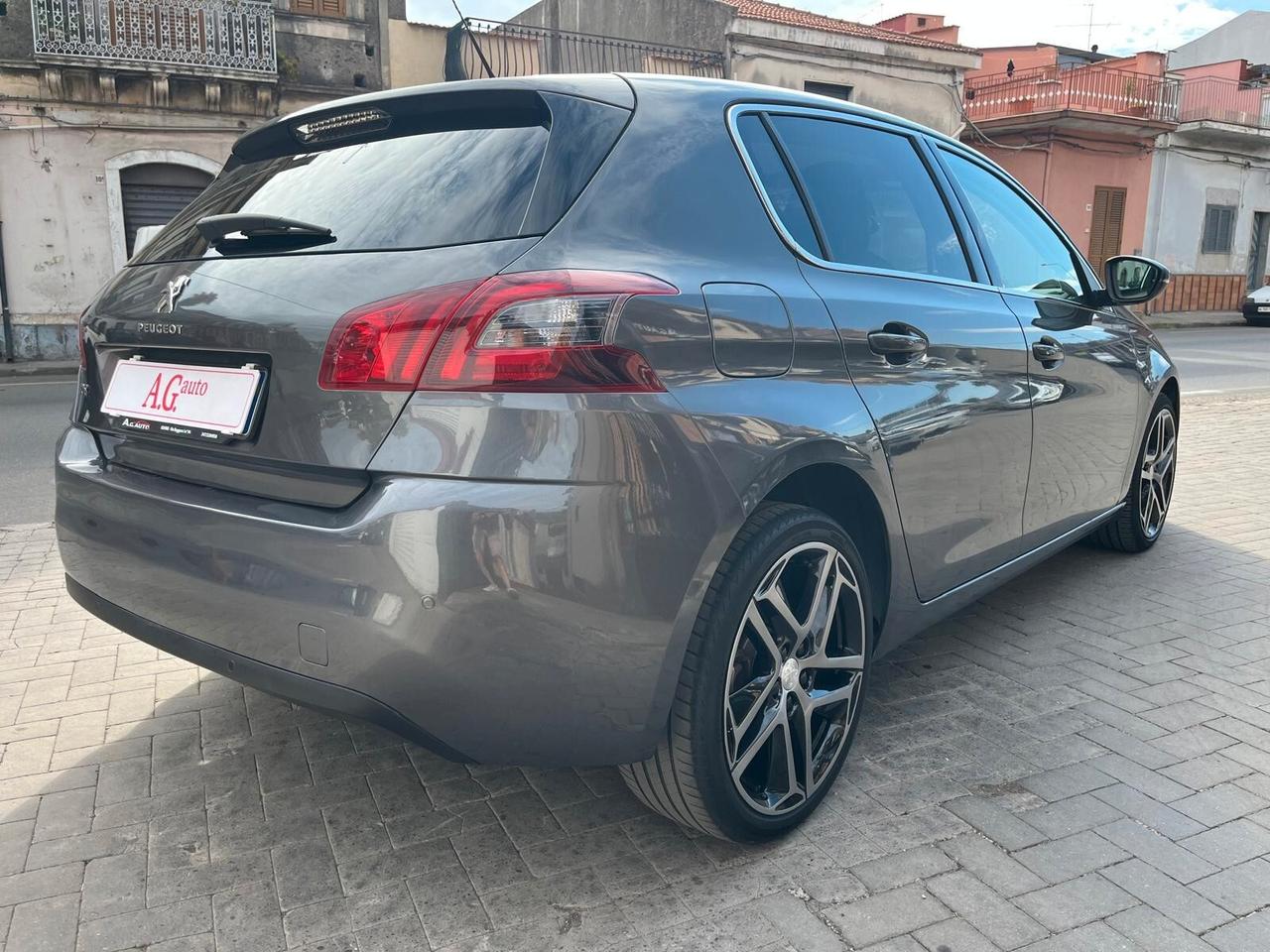 Peugeot 308 BlueHDi 130 S&S Allure TETTO