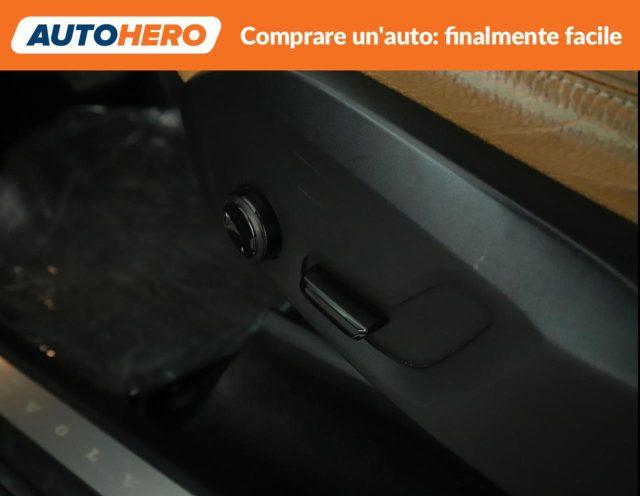 VOLVO XC90 D5 AWD Geartronic 7 posti Momentum