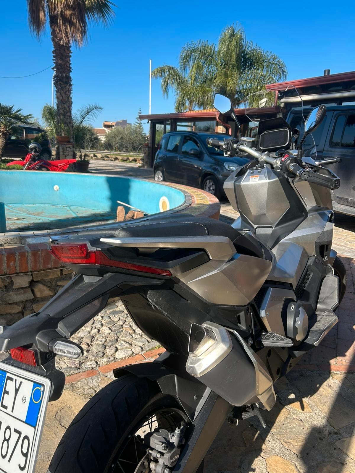 Honda xadv 750 11000km