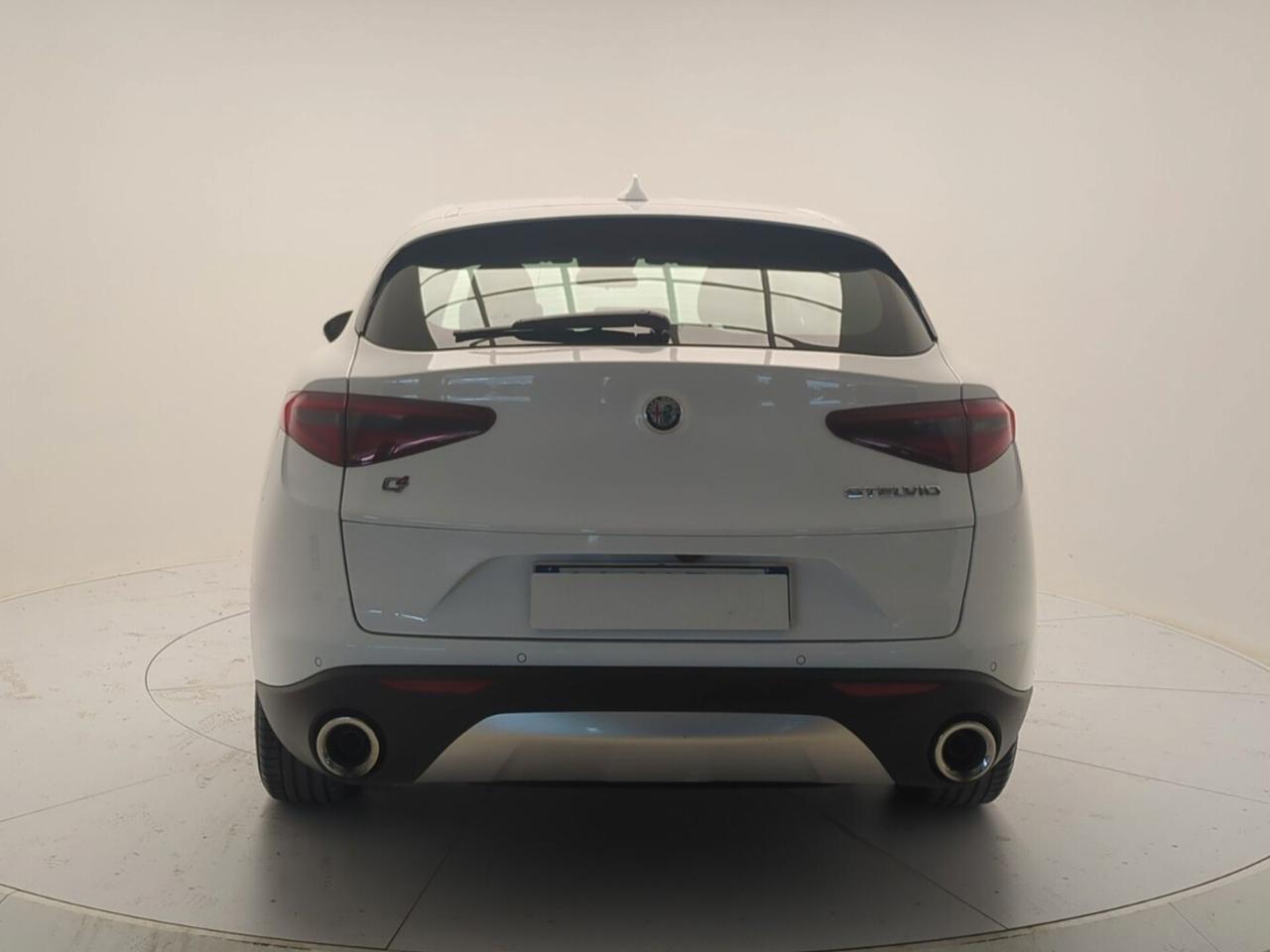 Alfa Romeo Stelvio 2.2 Turbodiesel 210 CV AT8 Q4 Business
