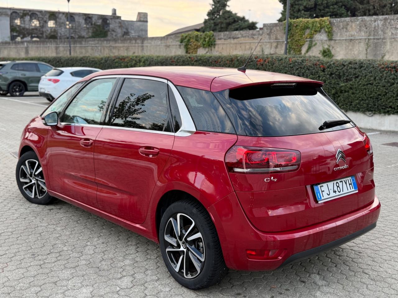 Citroen C4 Picasso 1.2 puretech euro6 - km certificati