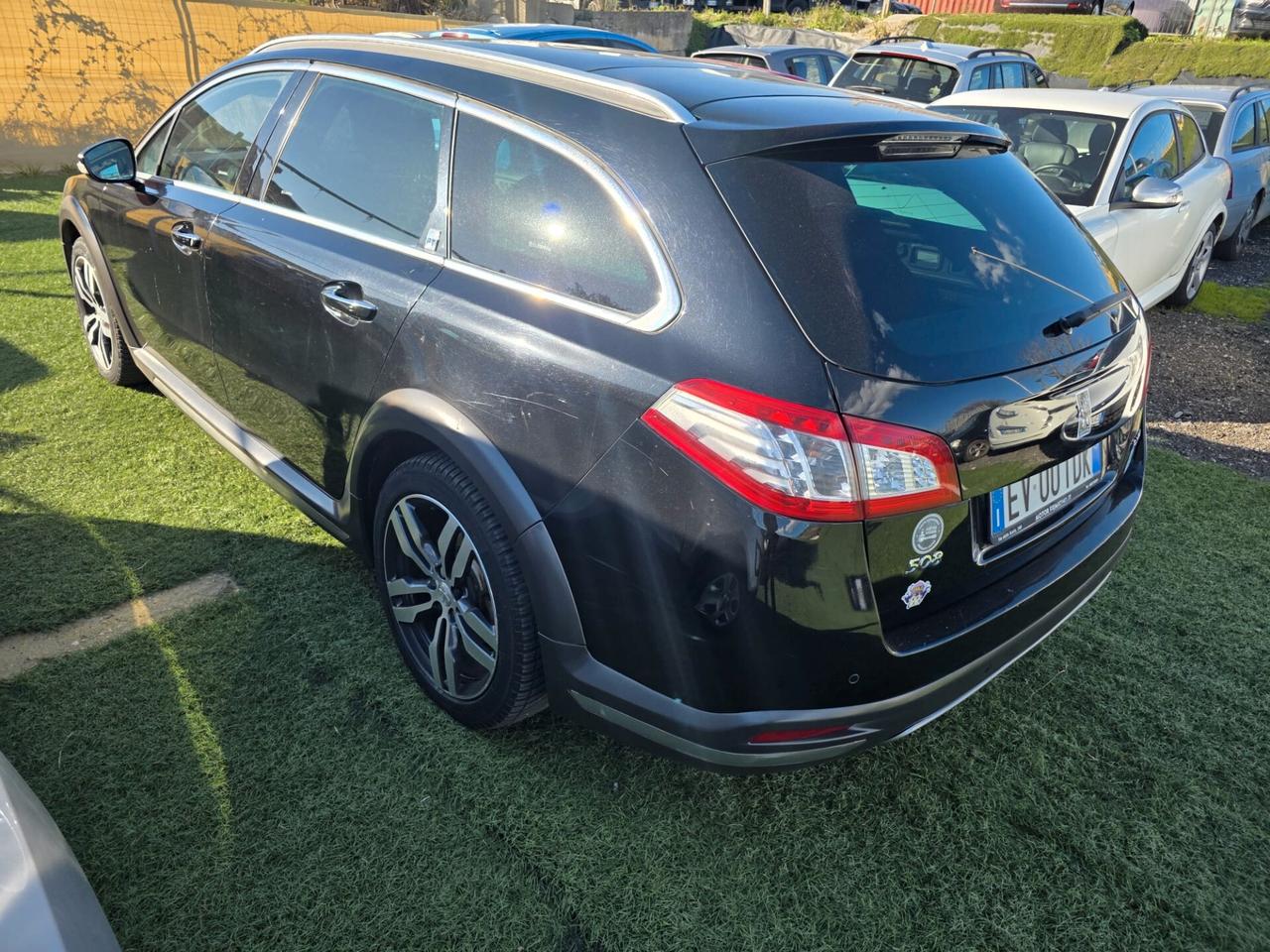 Peugeot 508 ibrida 4x4