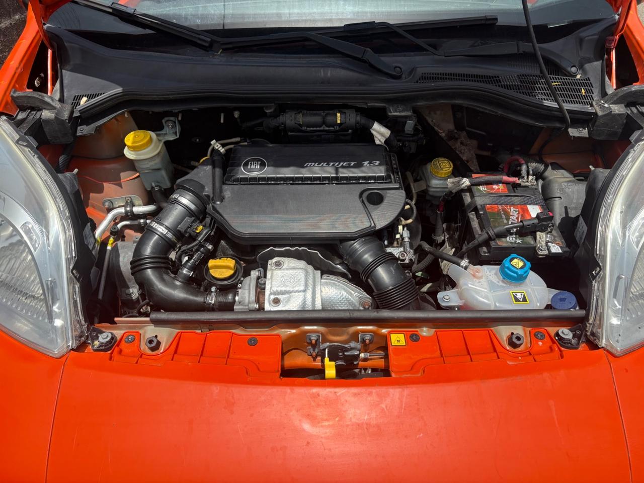 Fiat Qubo 1.3 MJT 75 CV Trekking