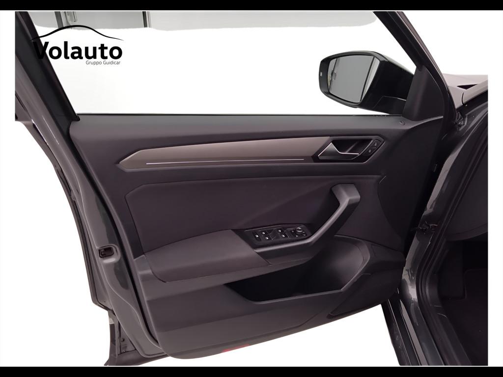 VOLKSWAGEN T-Roc 2017 - T-Roc 1.6 tdi Style