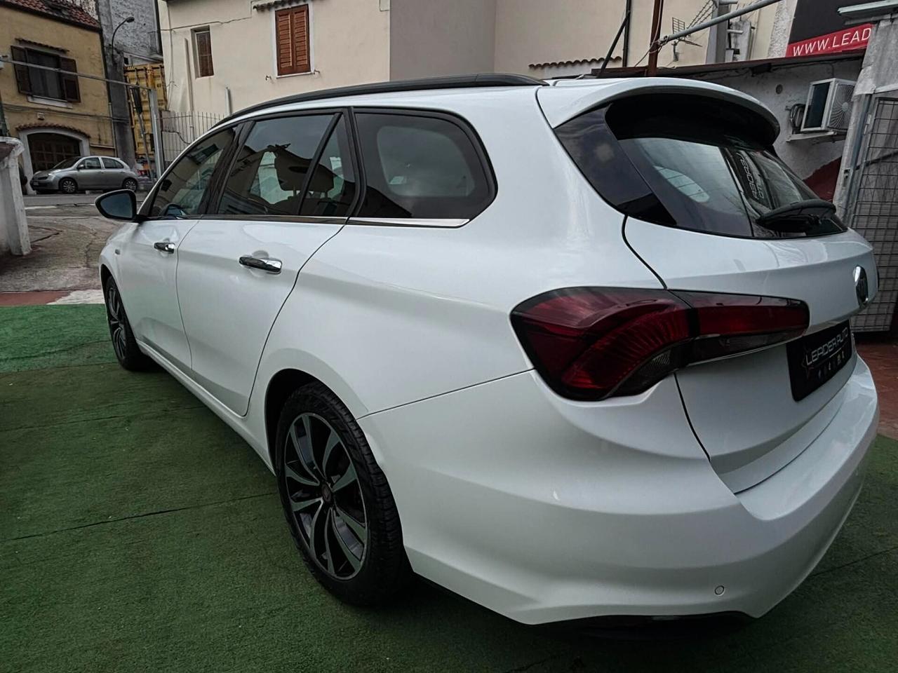 Fiat Tipo 1.6 Mjt S&S SW Lounge