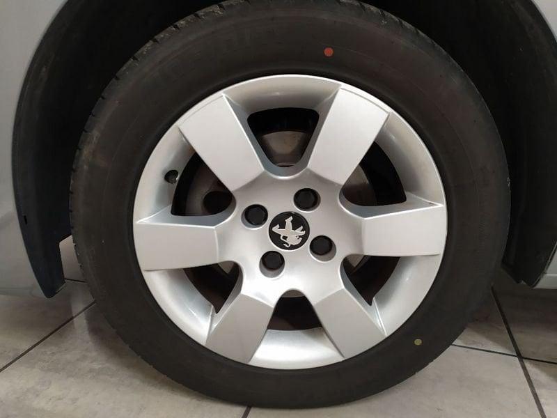Peugeot 5008 1.6 hdi 8v Business 115cv