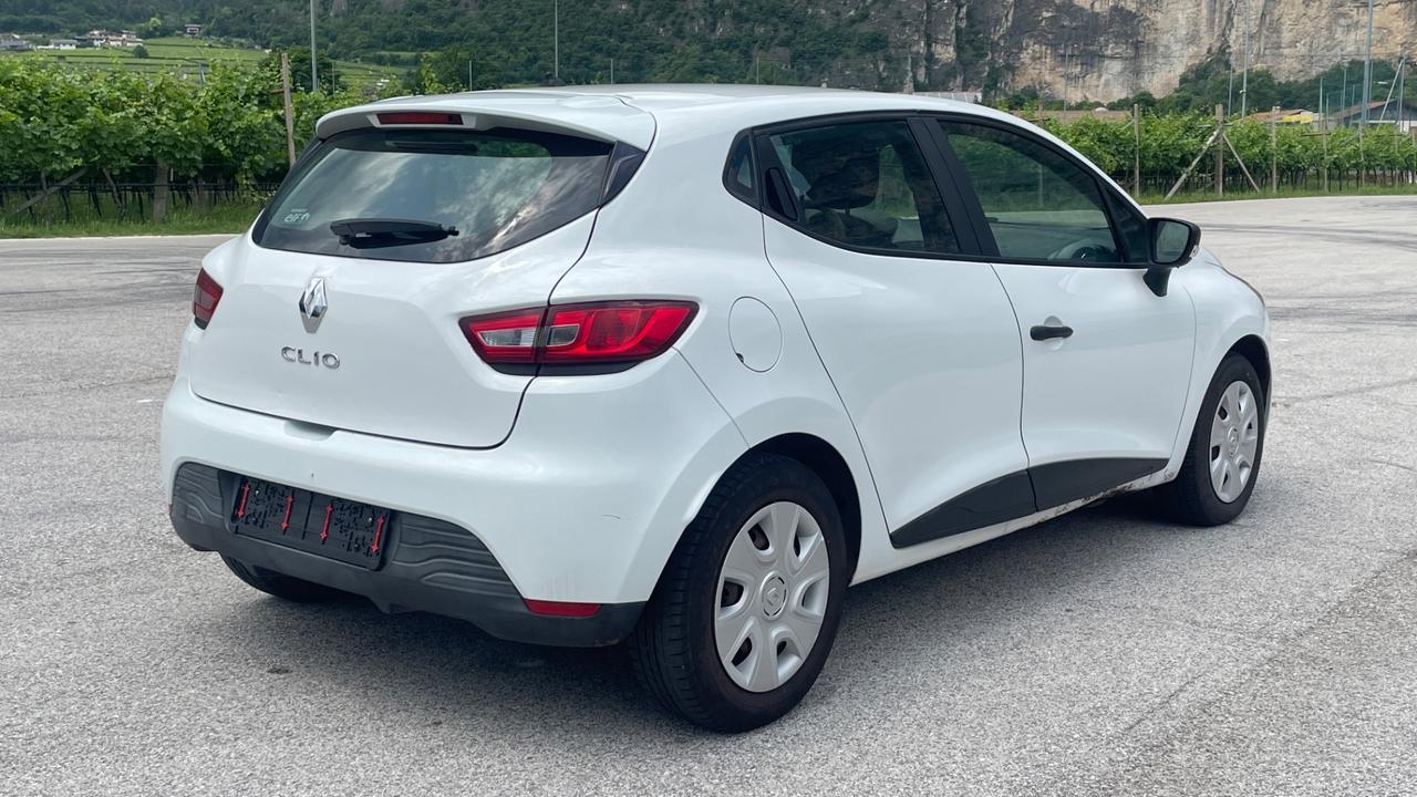 RENAULT CLIO 1.2 BENZINA 5 PORTE 40.000KM - 2015