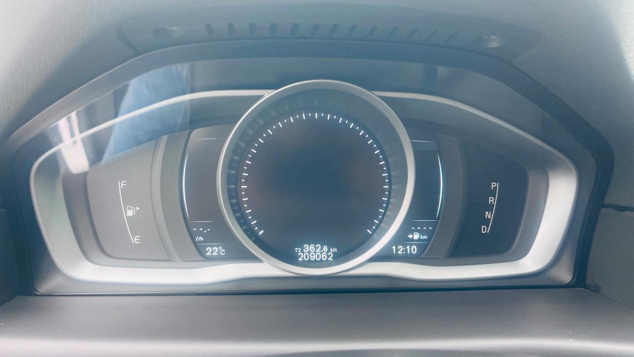 Volvo XC 70 D4 AWD Geartronic Summum