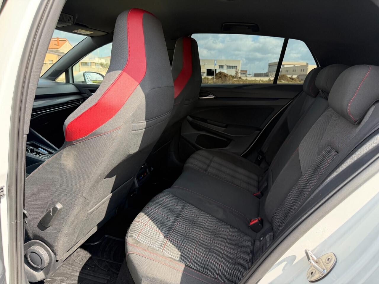 Volkswagen Golf 8 GTI DSG 245cv Led*Carplay*64.000 km