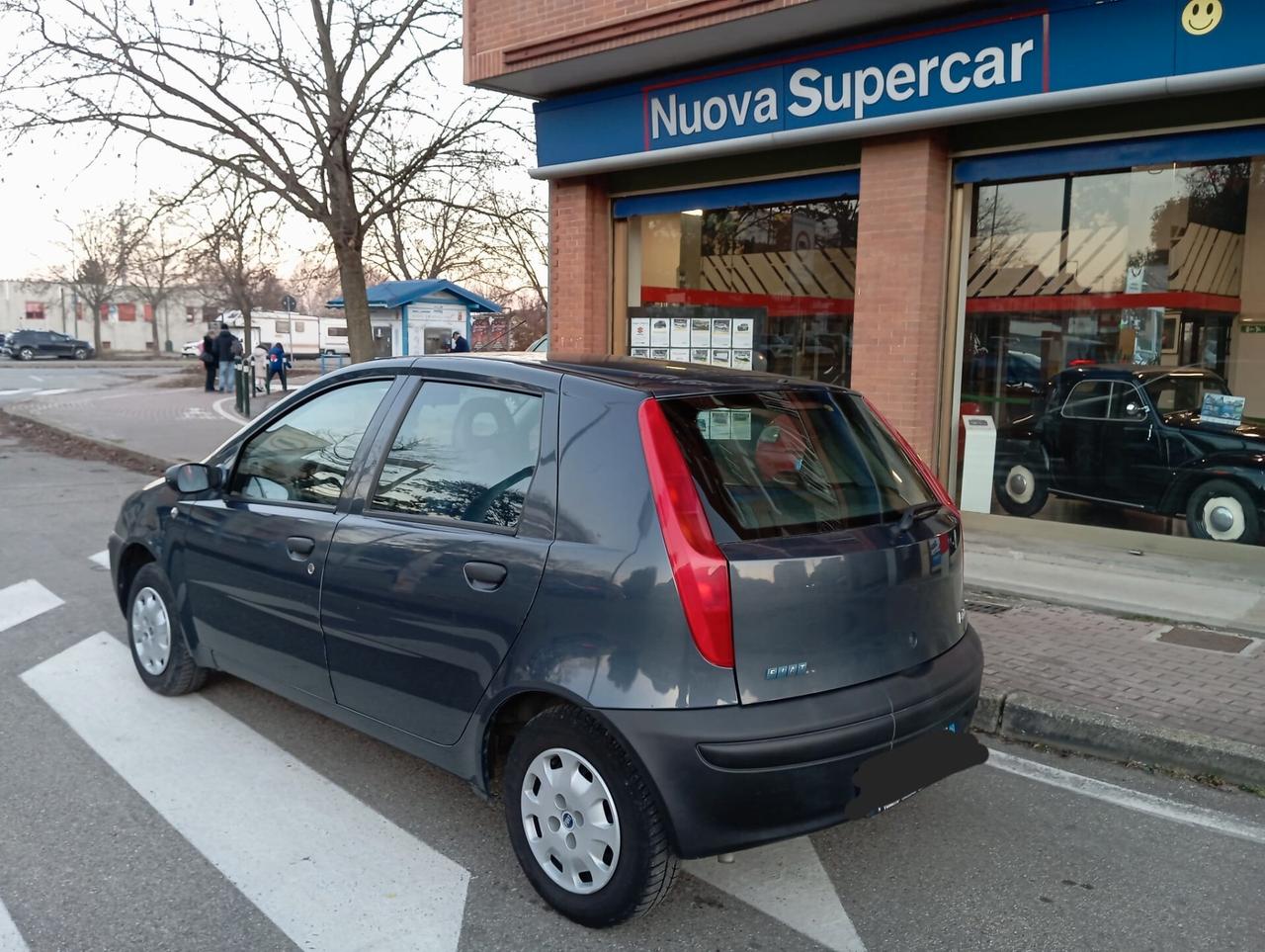 Fiat Punto 1.2i cat 5 porte