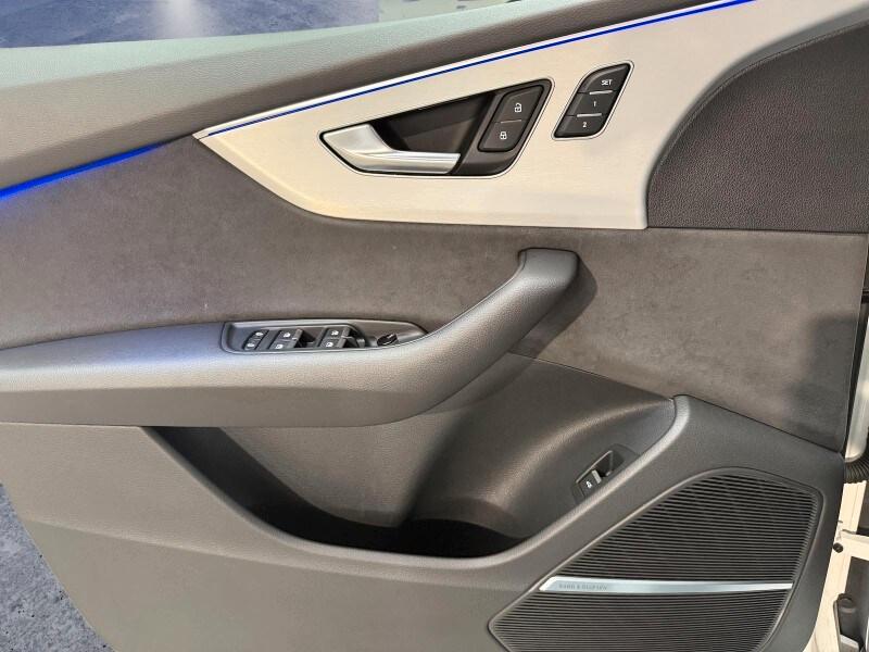 AUDI Q8 Q8 SUV 50 TDI 286 CV quattro tiptronic ...