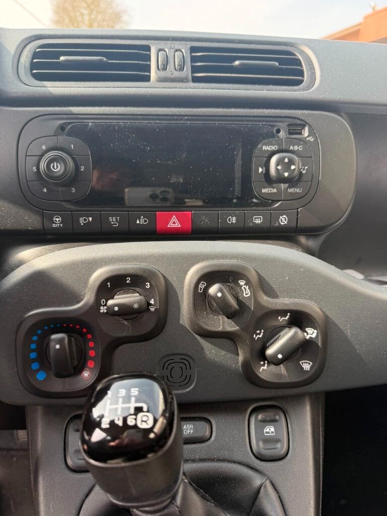 Fiat Panda 1.0 HYBRID 70CV