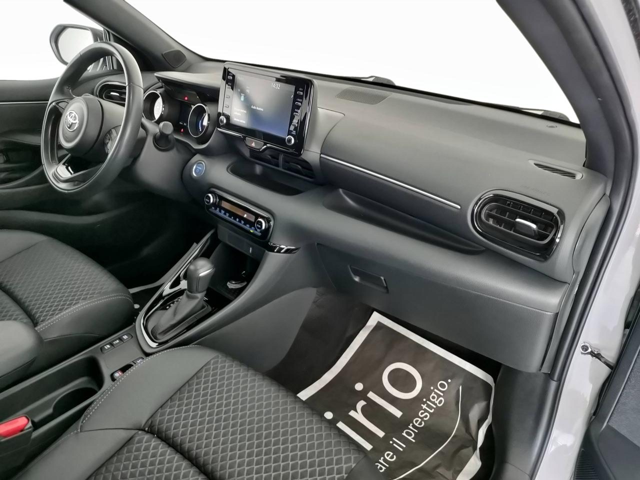 TOYOTA Yaris IV 2020 - Yaris 1.5h Style
