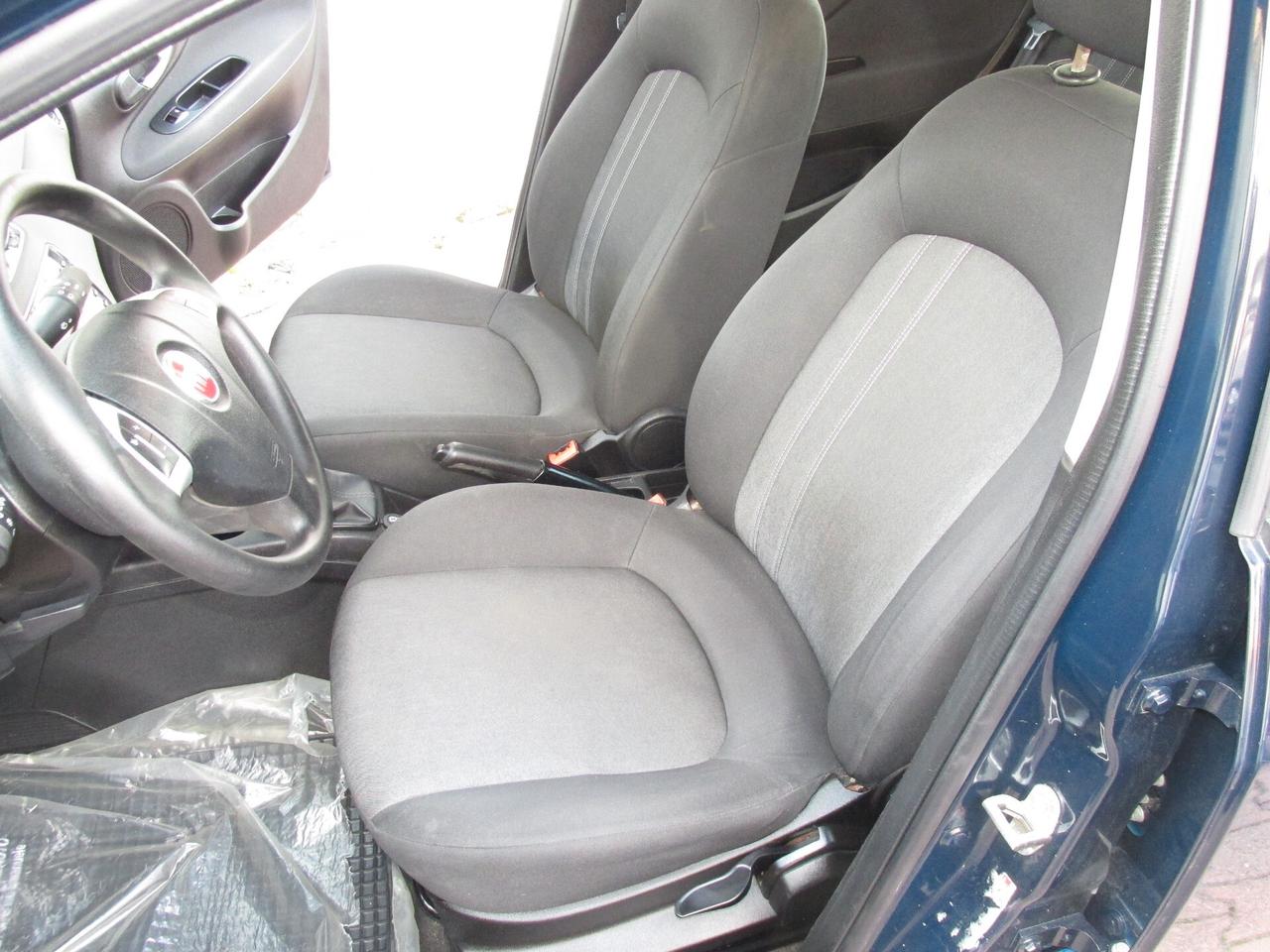 Fiat Punto 1.4 8V 5 porte Natural Power Street