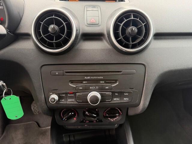 Audi A1 1.6 TDI 105 CV Ambition 2011
