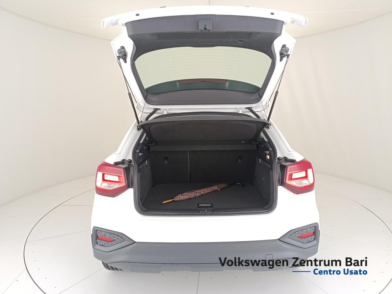 Audi Q2 35 2.0 tdi business s-tronic