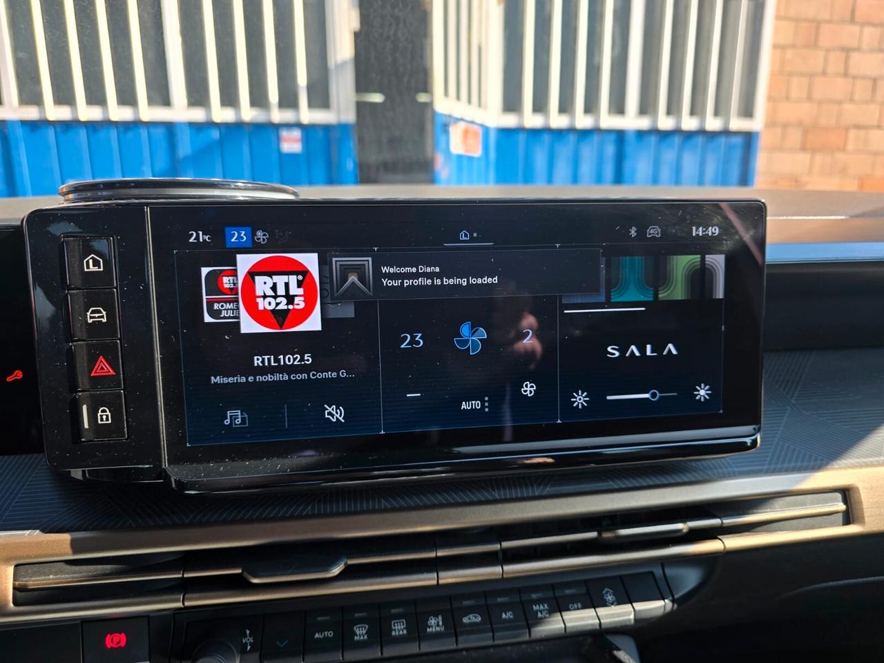 Lancia Ypsilon Hybrid e-DCT LX rate da 99,00