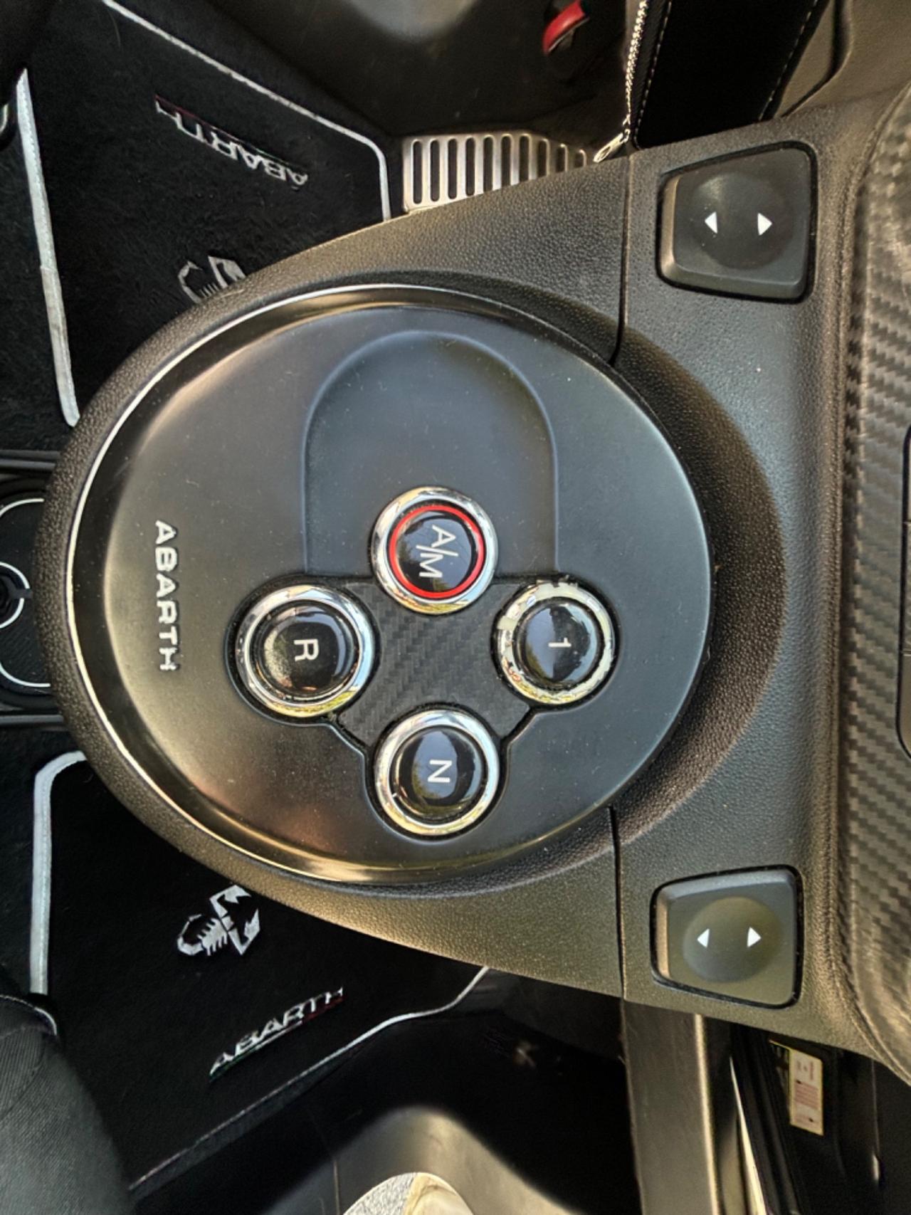 Abarth 500 C 1.4 Turbo T-Jet MTA