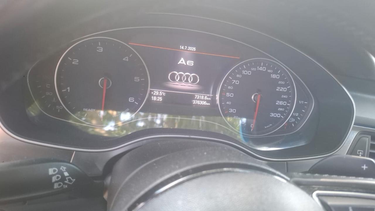Audi A6 Avant 3.0 TDI S tronic Business