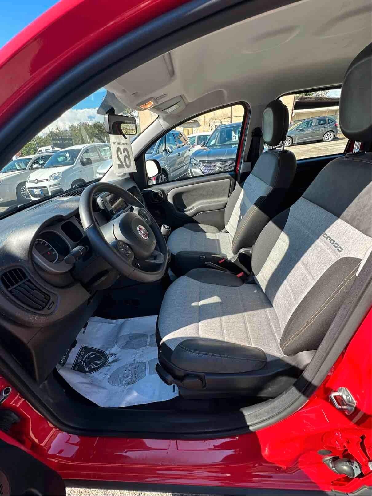 Fiat Panda 1.0 FireFly S&S Hybrid City Cross