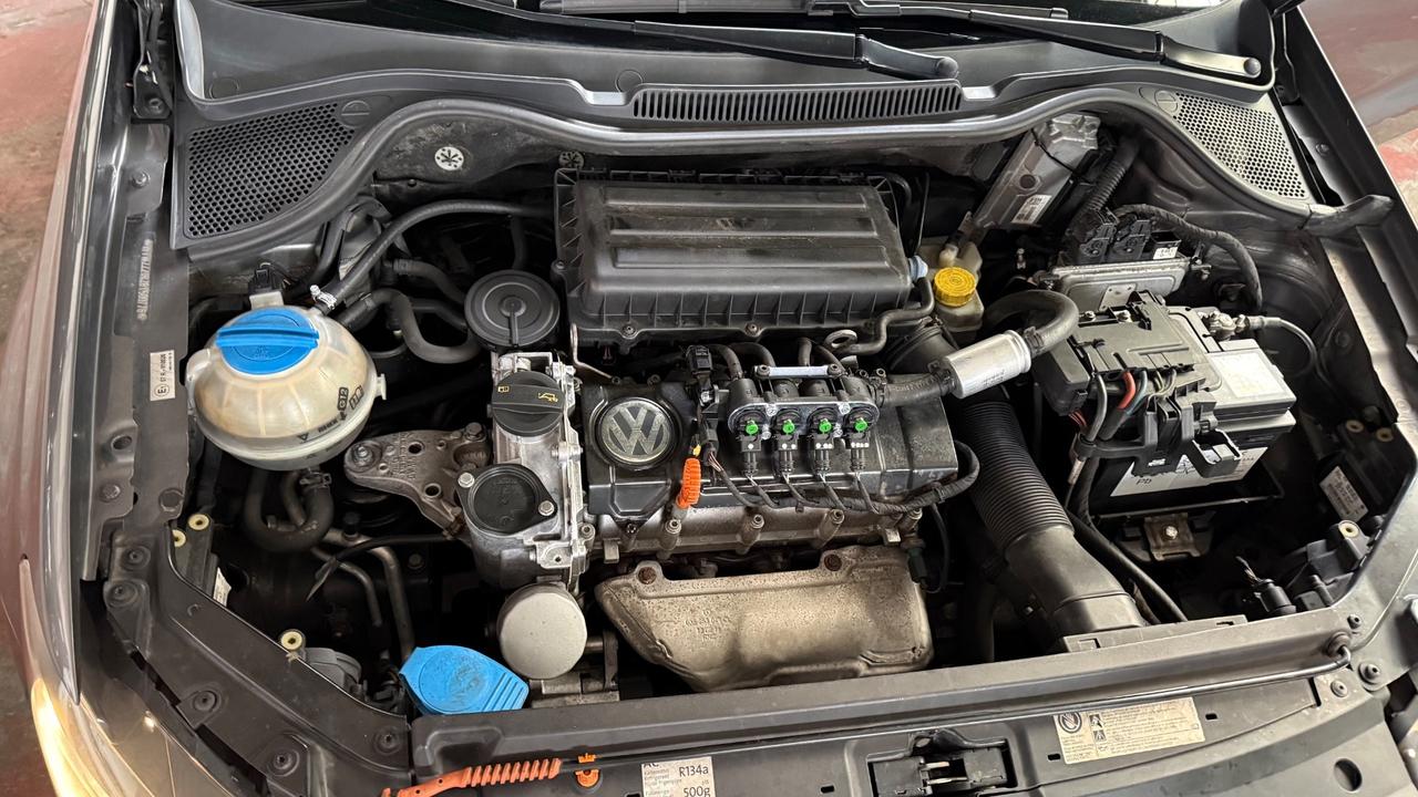 Volkswagen Polo 1.6 Highline BiFuel