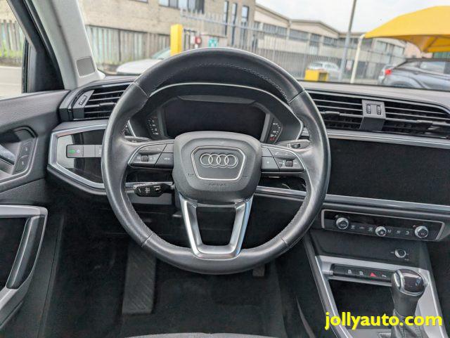 AUDI Q3 35 TDI S tronic Business