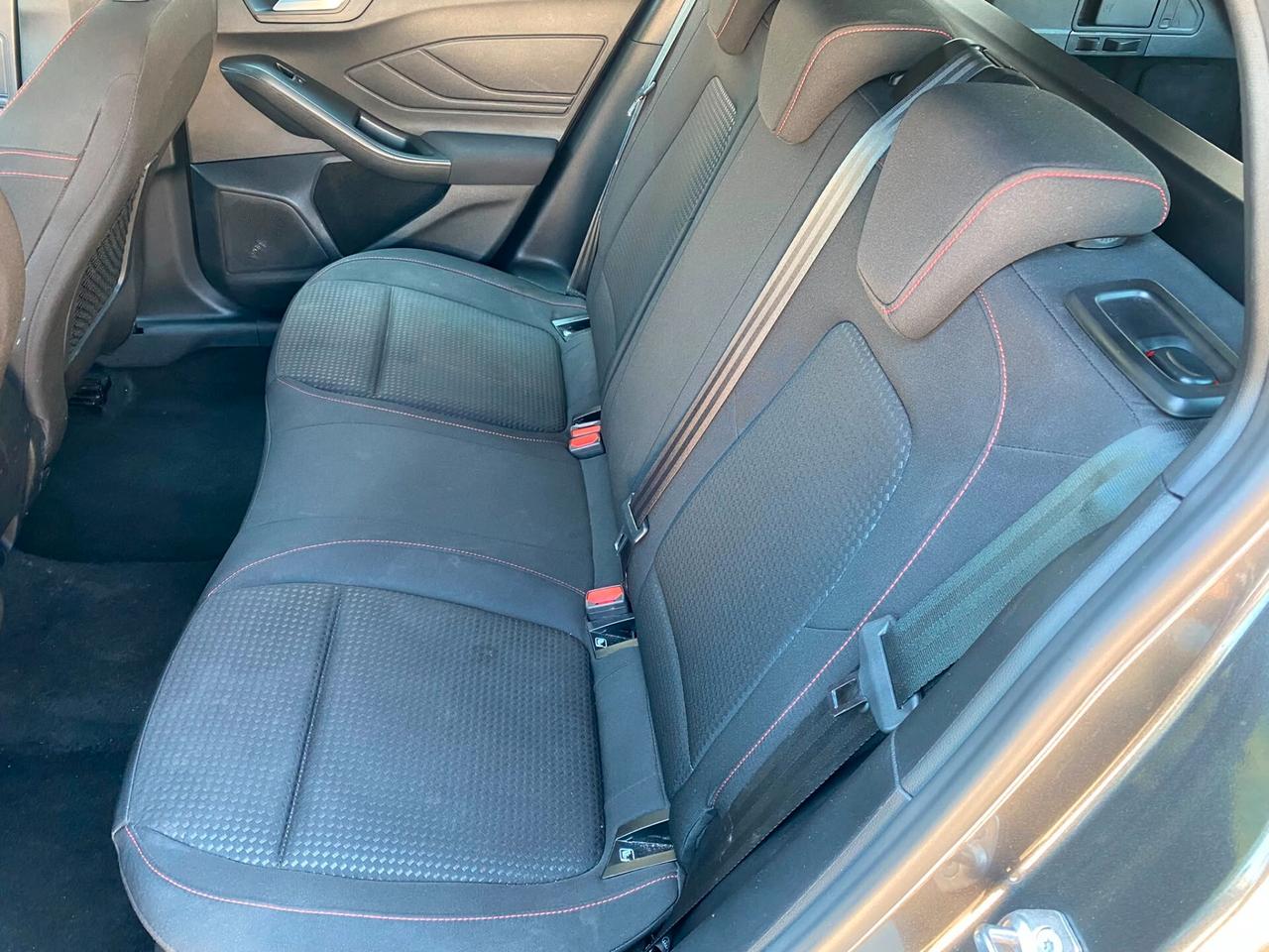 Ford Focus 1.5 EcoBlue 115 CV automatico SW ST-Line
