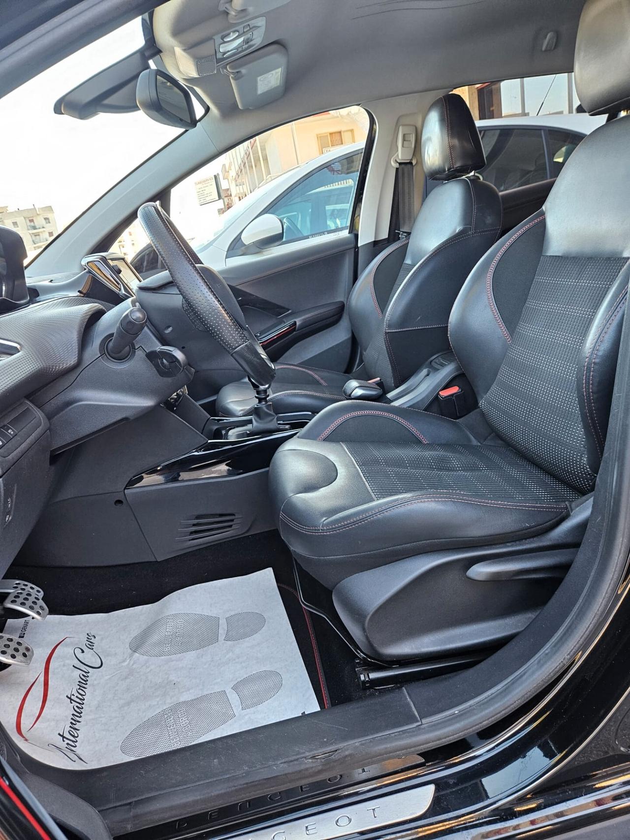 Peugeot 2008 GTline 1.6 bluehdi 120cv