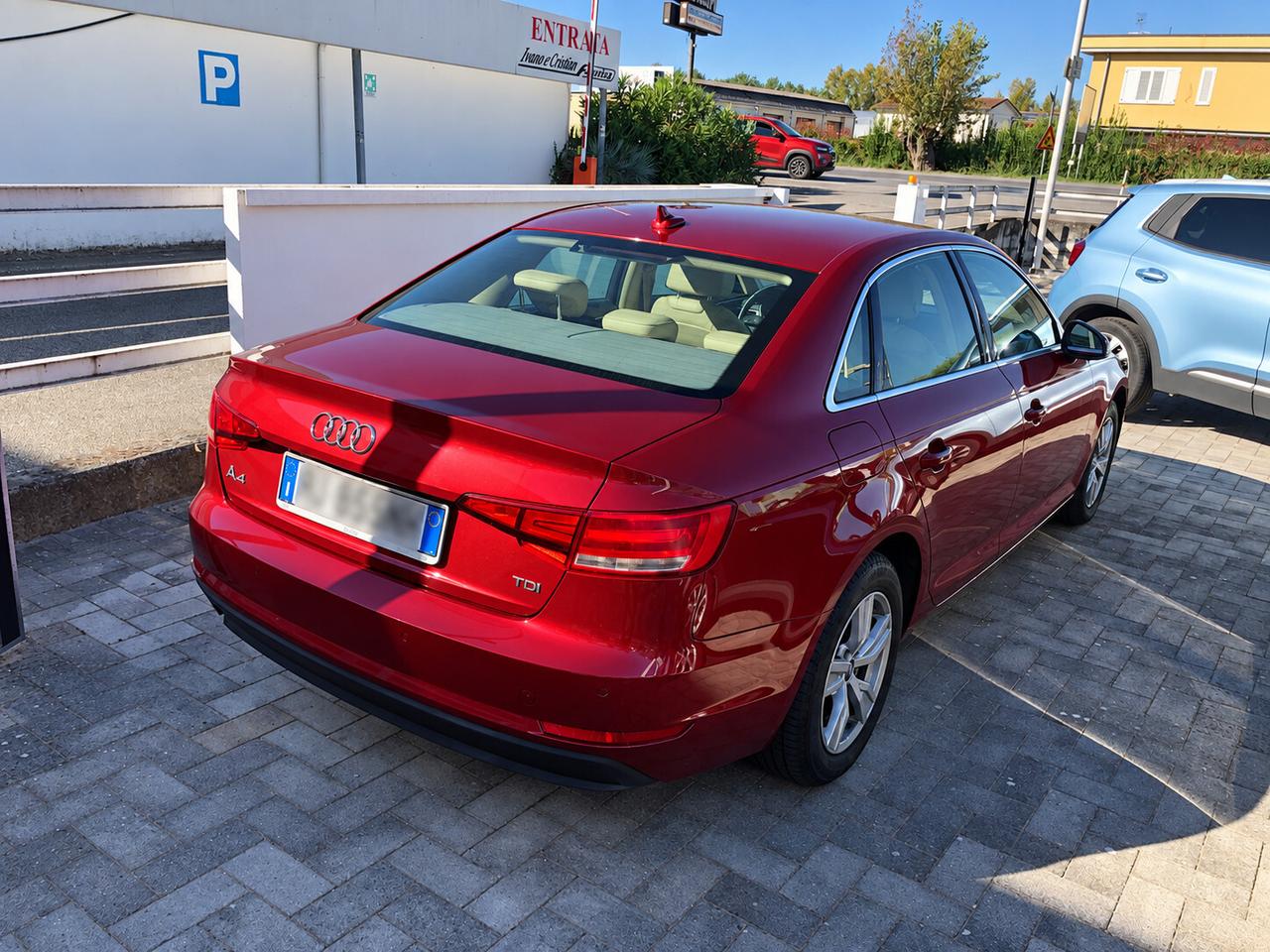 Audi A4 2.0 TDI 122 CV Business Limousine