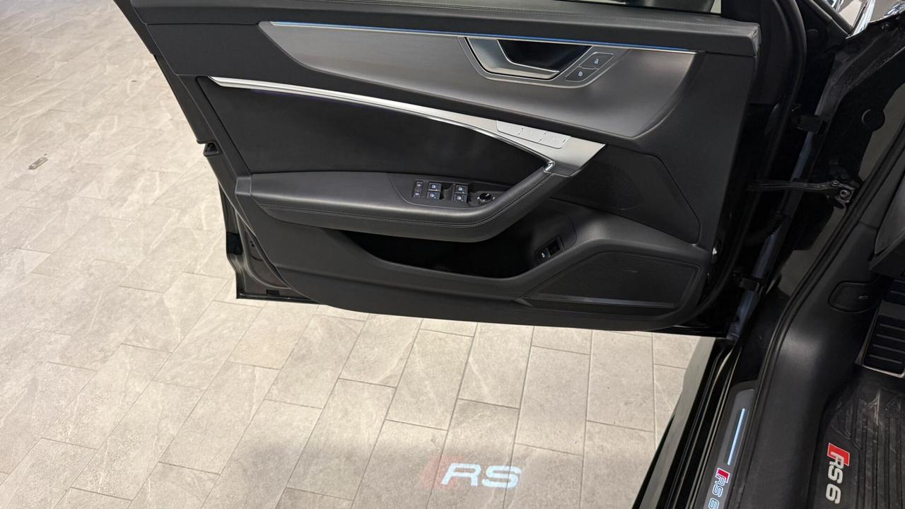 Audi RS6 RS 6 Avant 4.0 TFSI V8 quattro 2022
