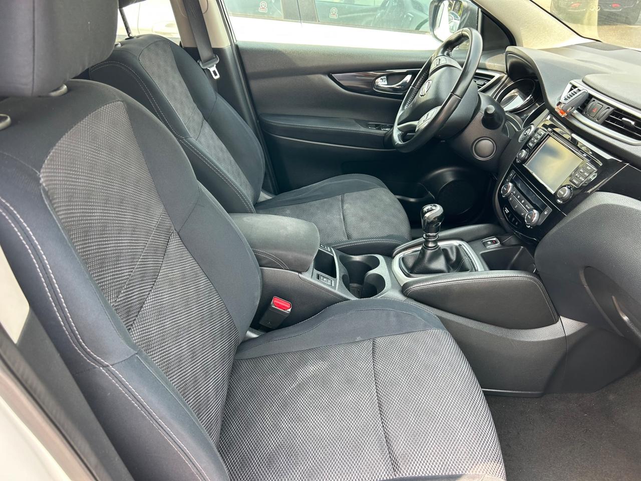 Nissan Qashqai 1.5 dCi 360