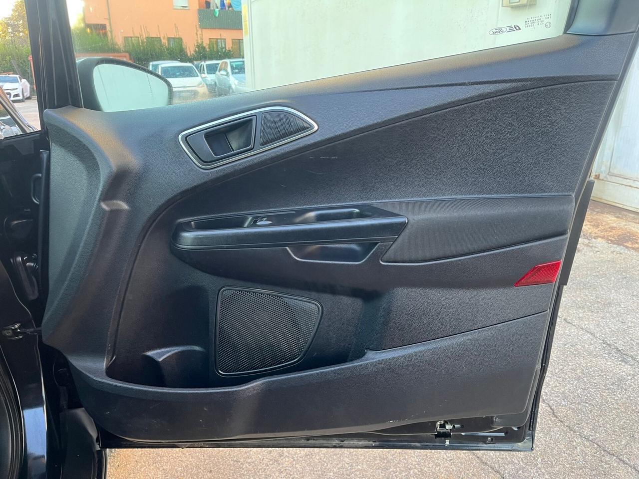 Ford B-Max 1.6 TDCi 95 CV Individual