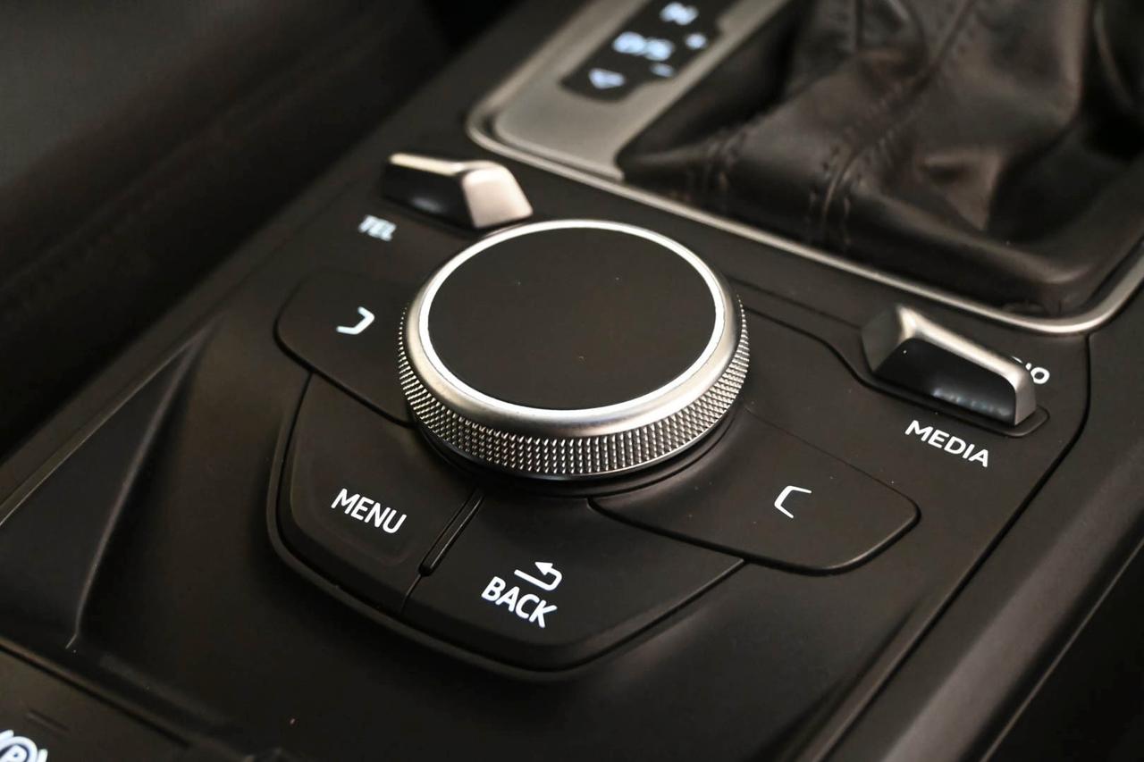 AUDI Q2 Q2 35 TDI quattro S tronic