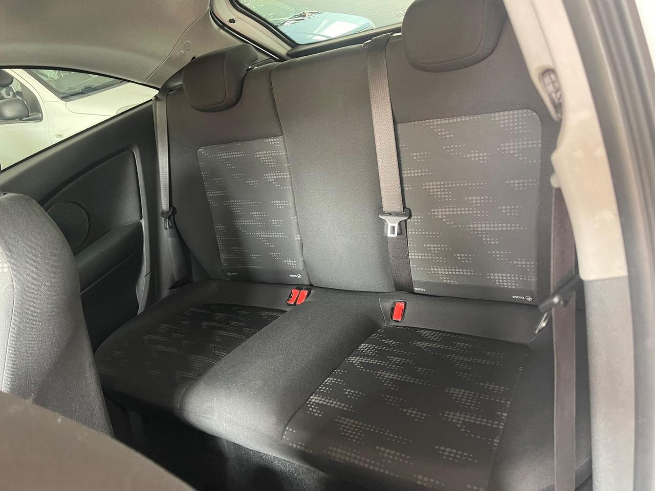 Opel Corsa 1.3 CDTI 75CV 3 porte sport