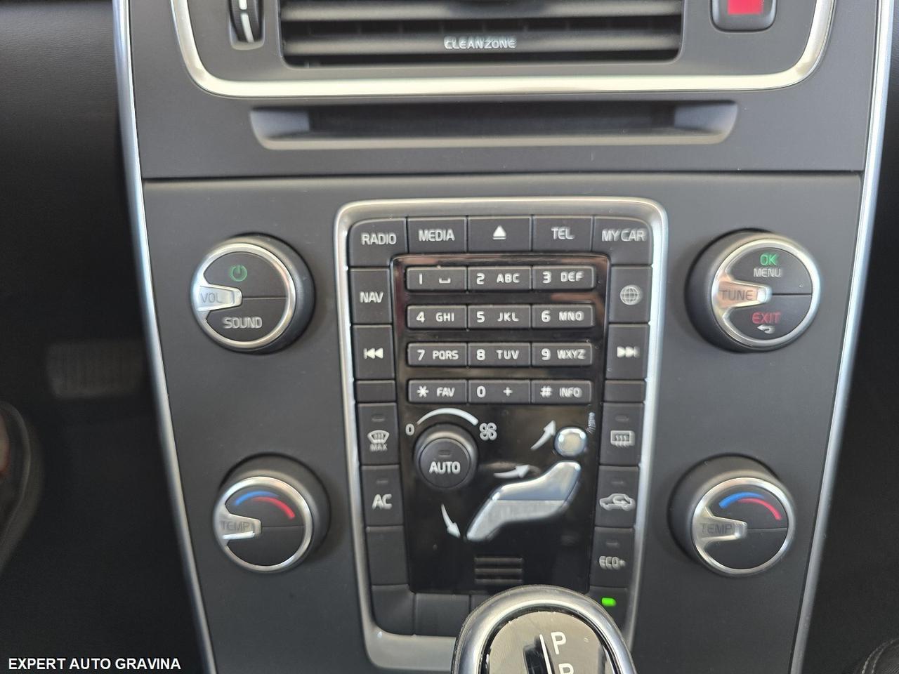 VOLVO V60 D2 2.0cc 120cv